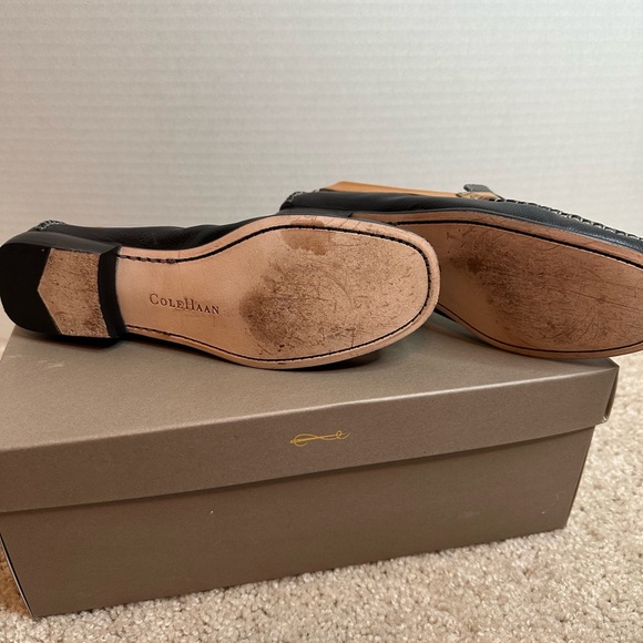 Cole Haan Black and Tan Leather Loafers, size 5, pre loved - Picture 7 of 7